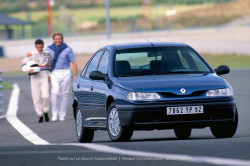 Renault-Laguna-30-ans-COA19930210102